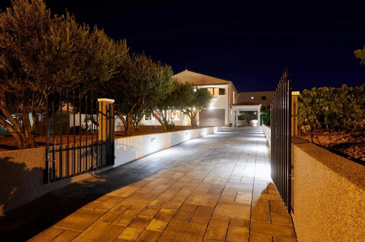 Villa Demonta Trogir Croatia