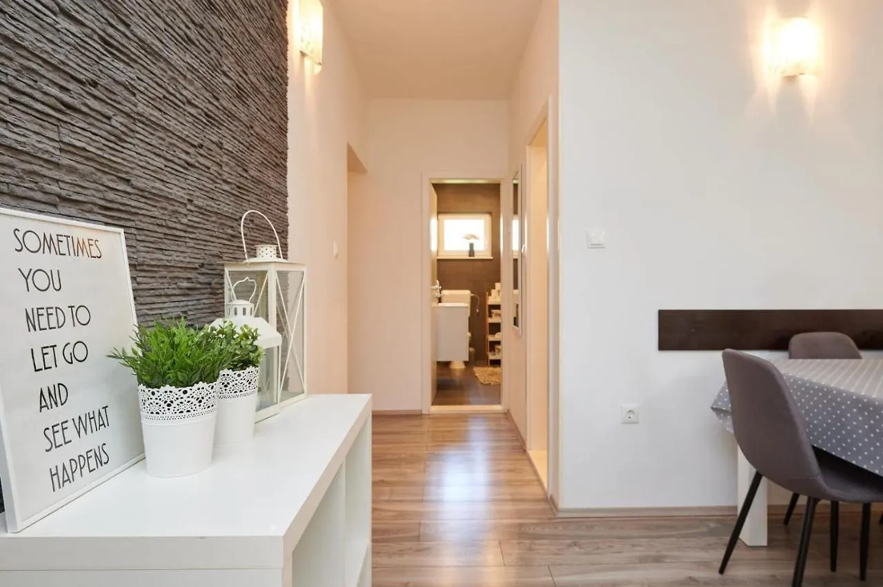 Villa Demonta Trogir 0*,  Croatia